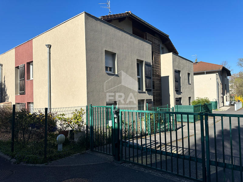 Appartement - 69 m² - 3 pièces