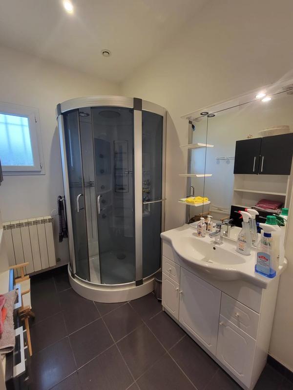 Maison - 200 m² - 5 pièces