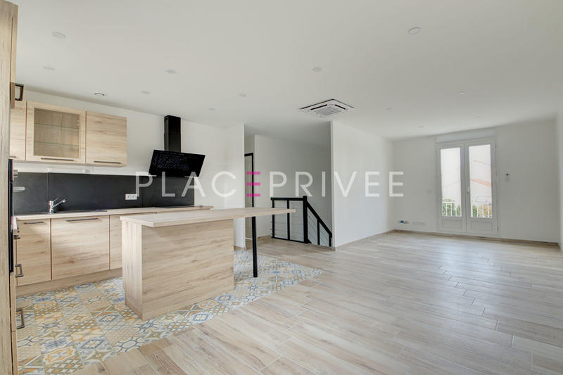 Maison - 106 m² - 4 pièces