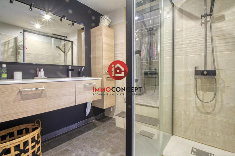 Maison ancienne - 205 m² - 9 pièces