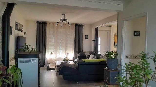 Maison - 129 m² - 6 pièces