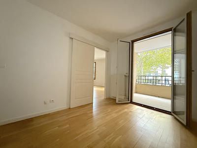 Appartement - 88 m² - 4 pièces