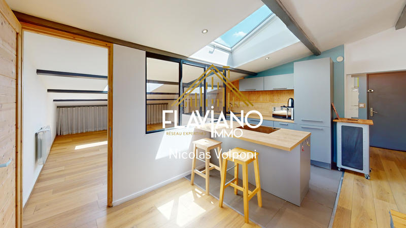 Appartement - 88 m² - 3 pièces