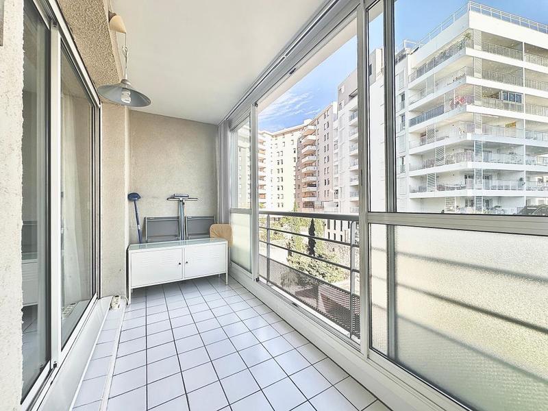 Appartement - 82 m² - 4 pièces