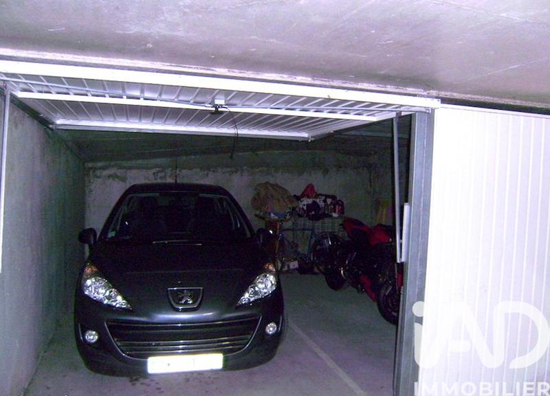 Parking - 12 m²