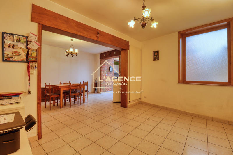 Maison - 178 m² - 8 pièces