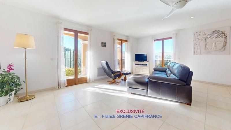 Maison - 93 m² - 4 pièces