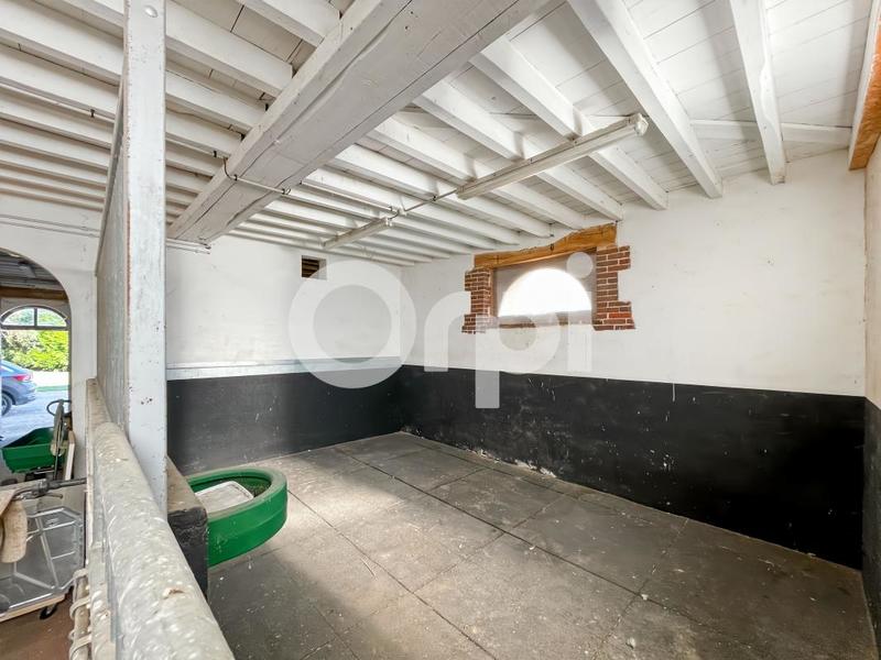 Maison - 230 m² - 7 pièces