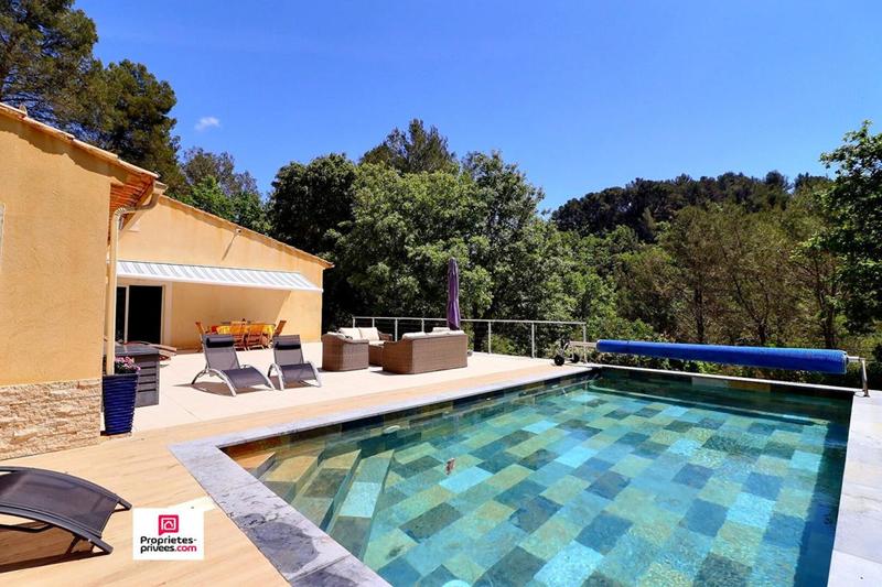 Maison - 310 m² - 10 pièces