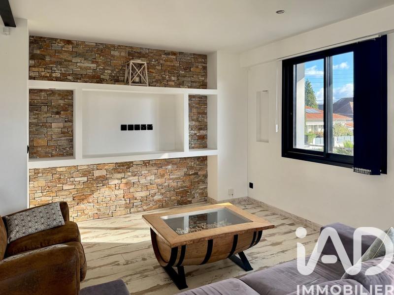 Appartement - 100 m² - 4 pièces