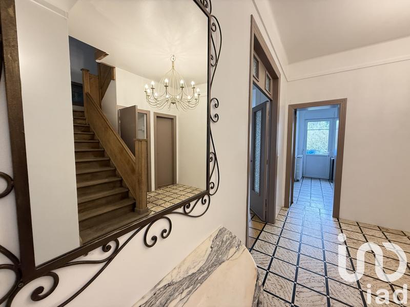 Maison - 267 m² - 7 pièces