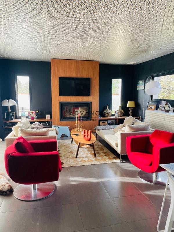 Maison - 180 m² - 5 pièces