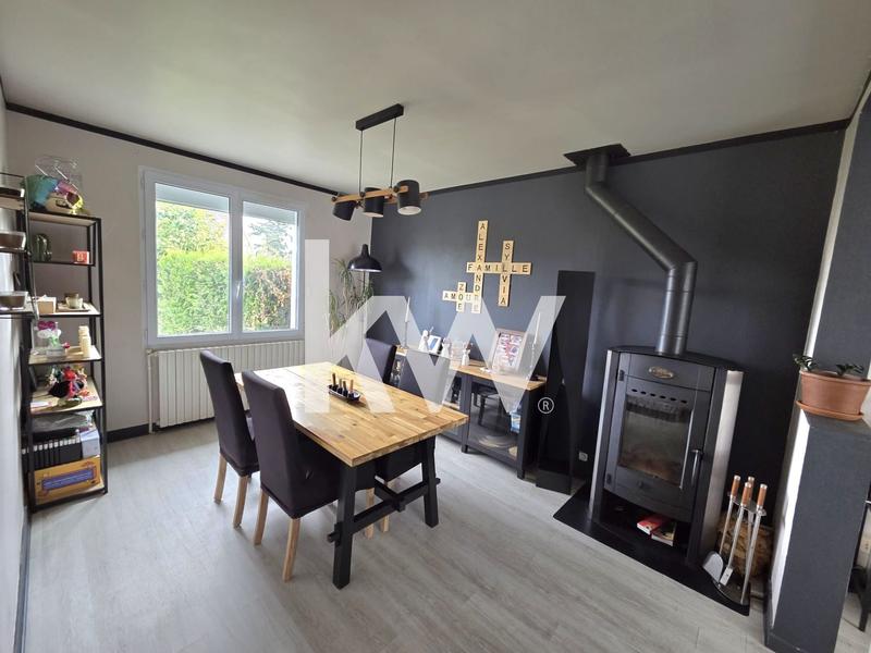 Maison traditionnelle - 115 m² - 6 pièces