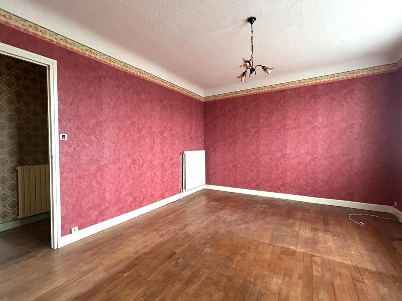 Maison de village - 111 m² - 6 pièces