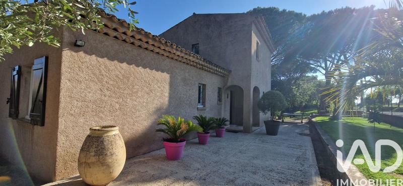 Maison - 159 m² - 6 pièces