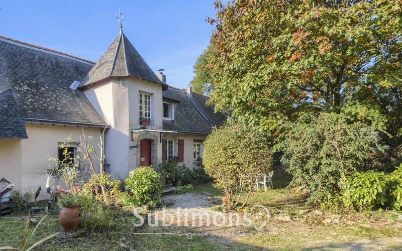 Maison ancienne - 199 m² - 9 pièces