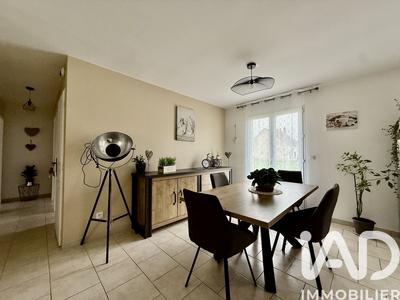 Maison - 85 m² - 4 pièces