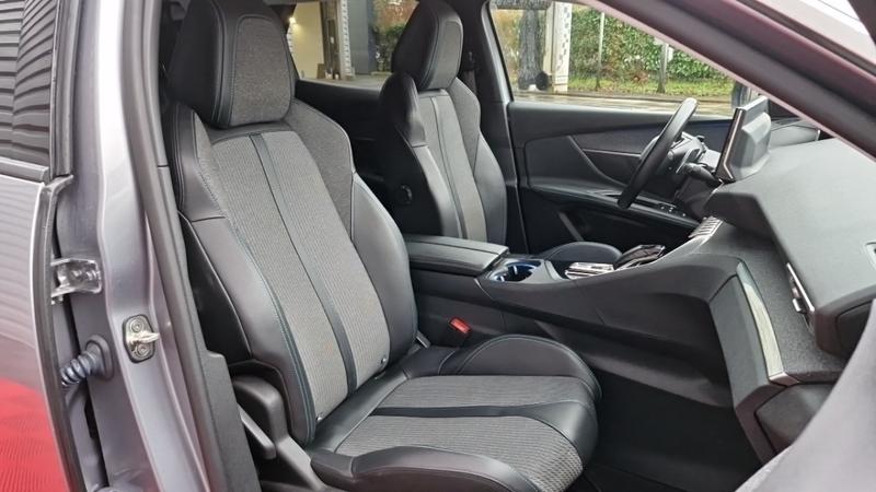 Peugeot 3008 Bluehdi 130ch Ss Eat8 Allure Pack