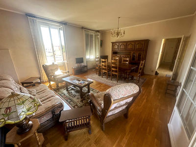 Appartement - 83 m² - 3 pièces