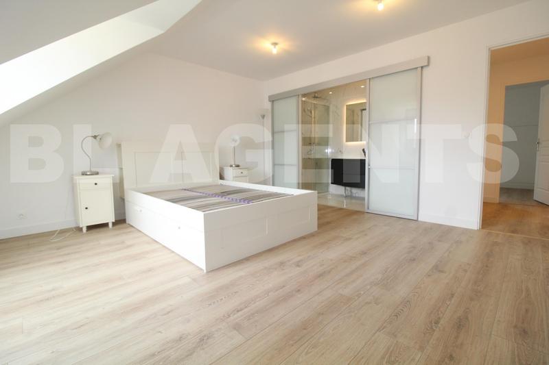 Maison traditionnelle - 158 m² - 7 pièces