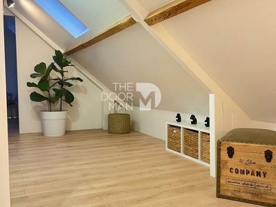 Maison - 93 m² - 4 pièces