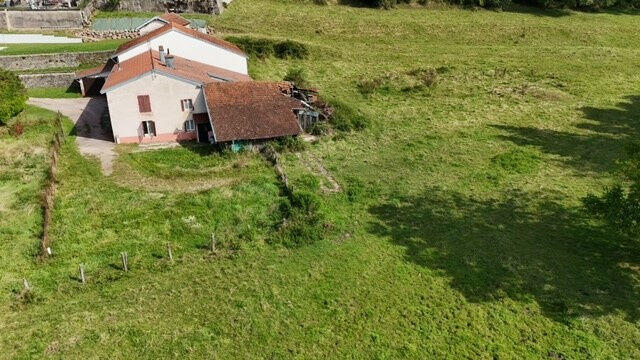 Maison - 208 m² - 8 pièces