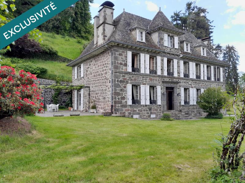 Maison de maîtres - 453 m² - 15 pièces