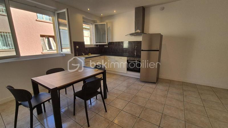 Maison - 90 m² - 3 pièces