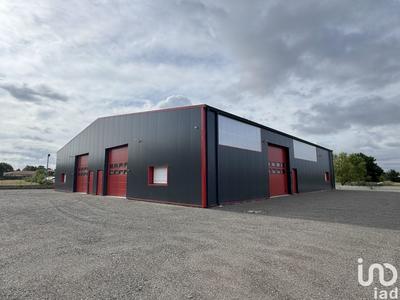 Local commercial - 702 m²