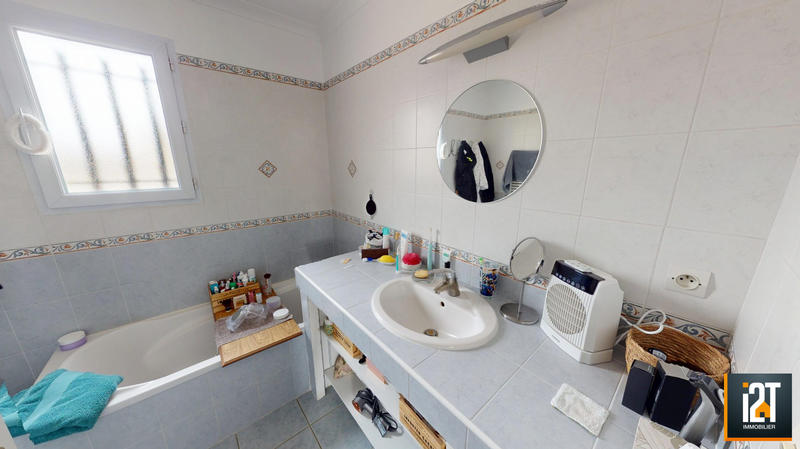 Villa - 96 m² - 5 pièces