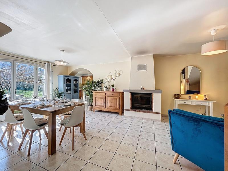 Maison traditionnelle - 150 m² - 5 pièces