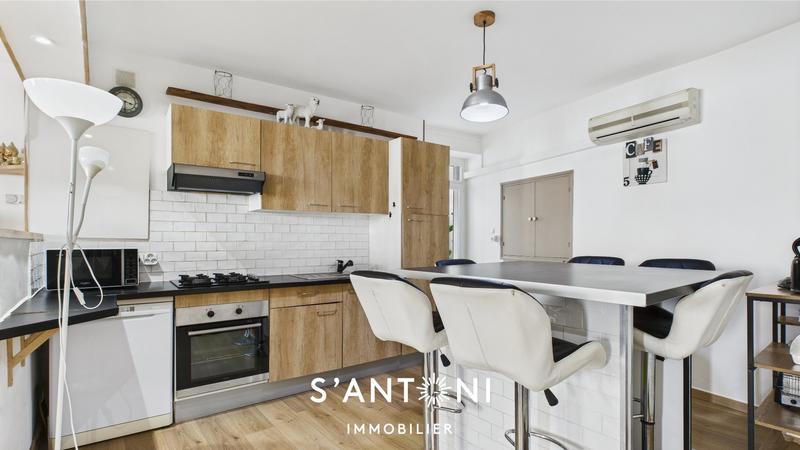 Maison - 142 m² - 6 pièces