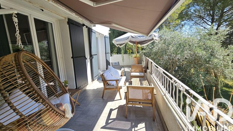 Maison - 204 m² - 6 pièces