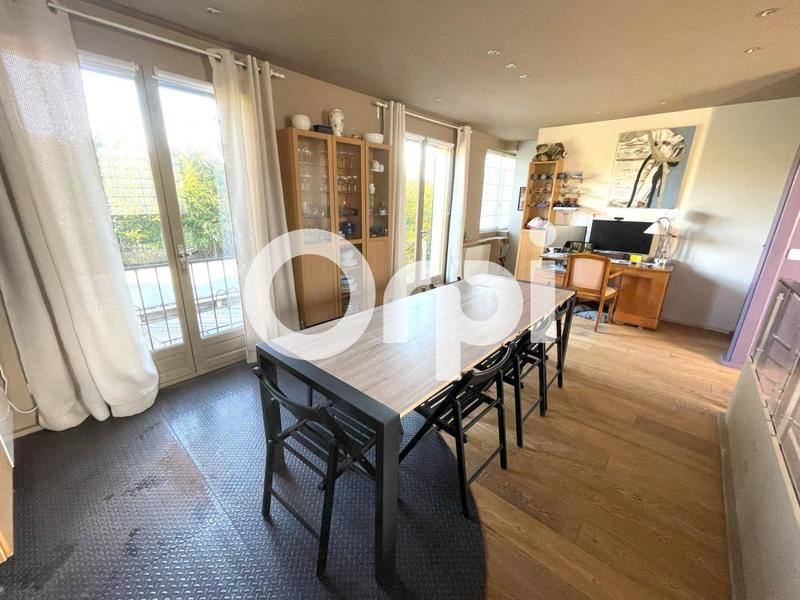 Maison - 133 m² - 6 pièces
