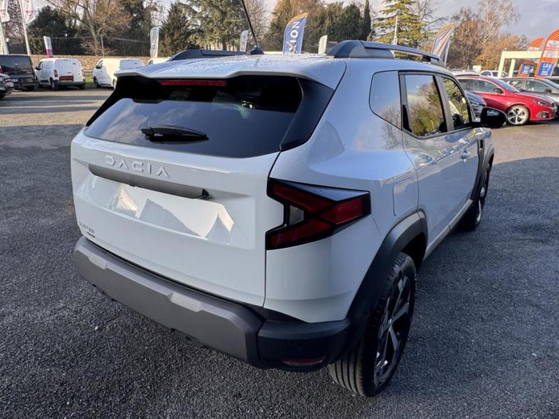 Dacia Duster III extreme hybrid 140