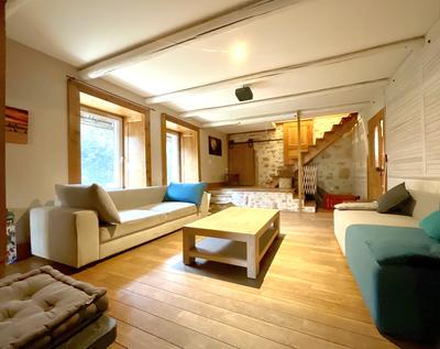 Corps de ferme - 168 m² - 6 pièces