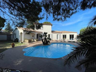 Maison - 159 m² - 7 pièces