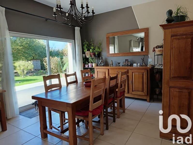 Maison - 163 m² - 9 pièces