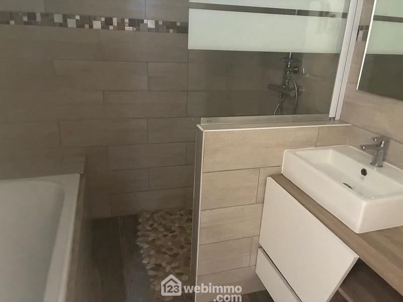 Villa - 120 m² - 5 pièces