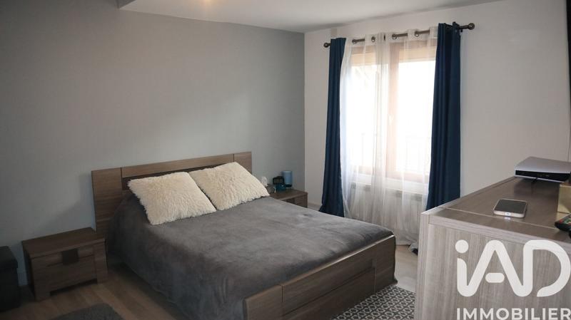 Maison - 92 m² - 5 pièces
