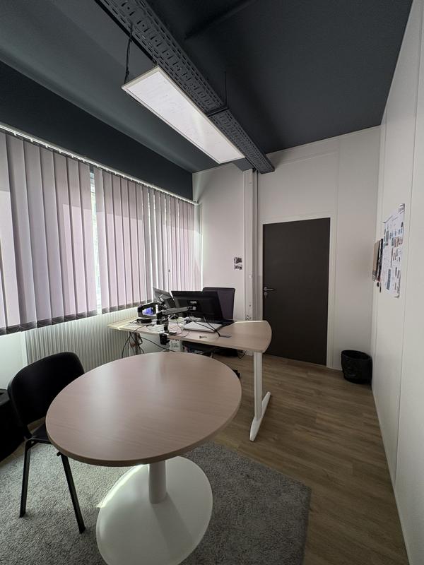 Bureau - 300 m²
