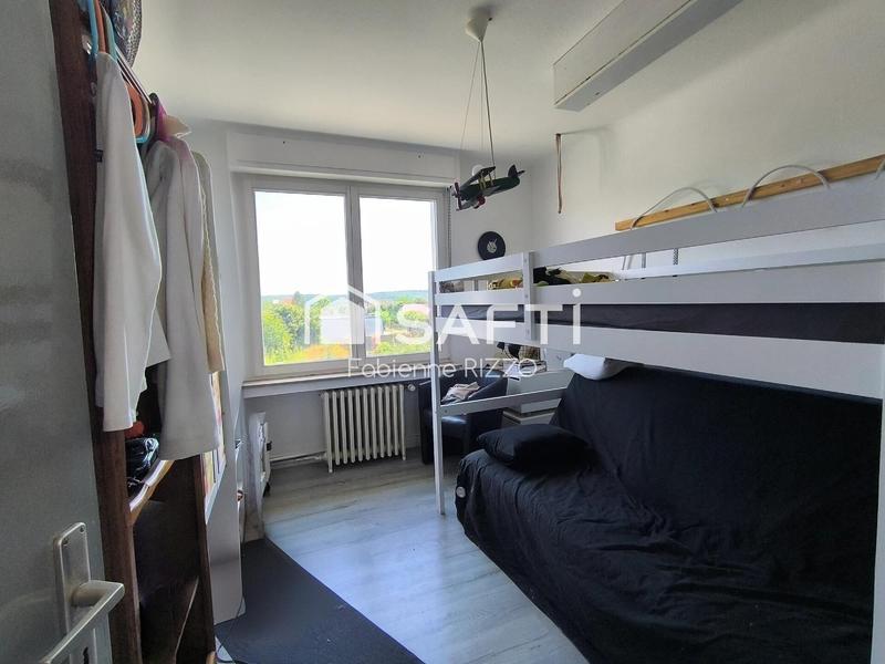 Maison - 195 m² - 8 pièces