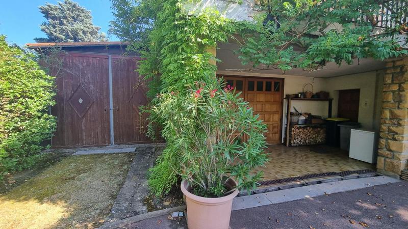 Maison - 210 m² - 6 pièces