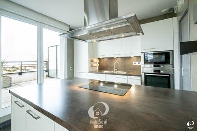 Appartement - 86 m² - 4 pièces