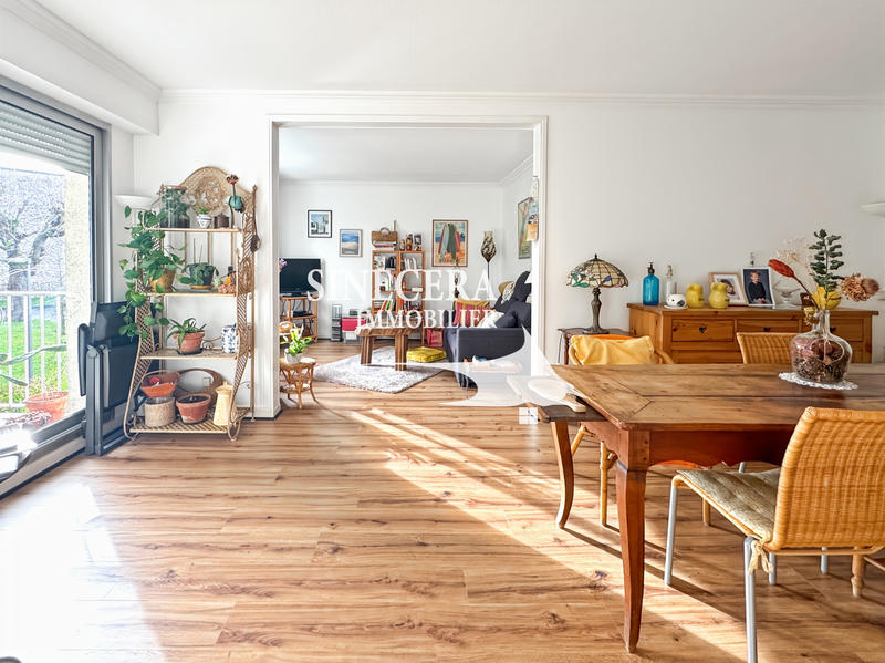 Appartement - 85 m² - 4 pièces