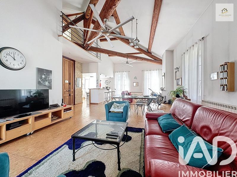 Maison - 210 m² - 7 pièces