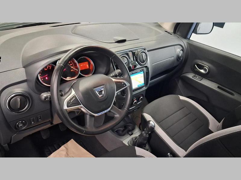 Dacia Lodgy Blue dCi 115 7 places Stepway