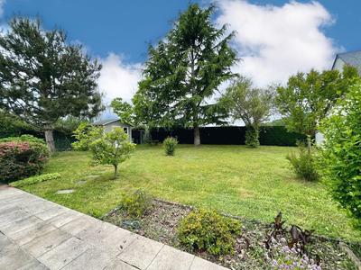 Maison - 205 m² - 7 pièces