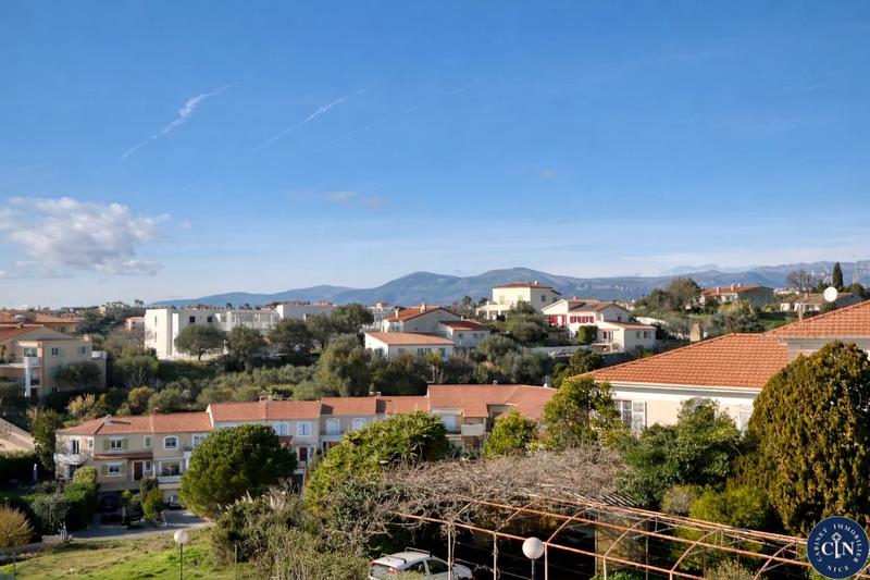 Appartement - 89 m² - 3 pièces