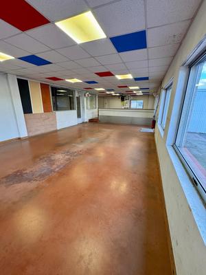 Local commercial - 450 m² - 1 pièce